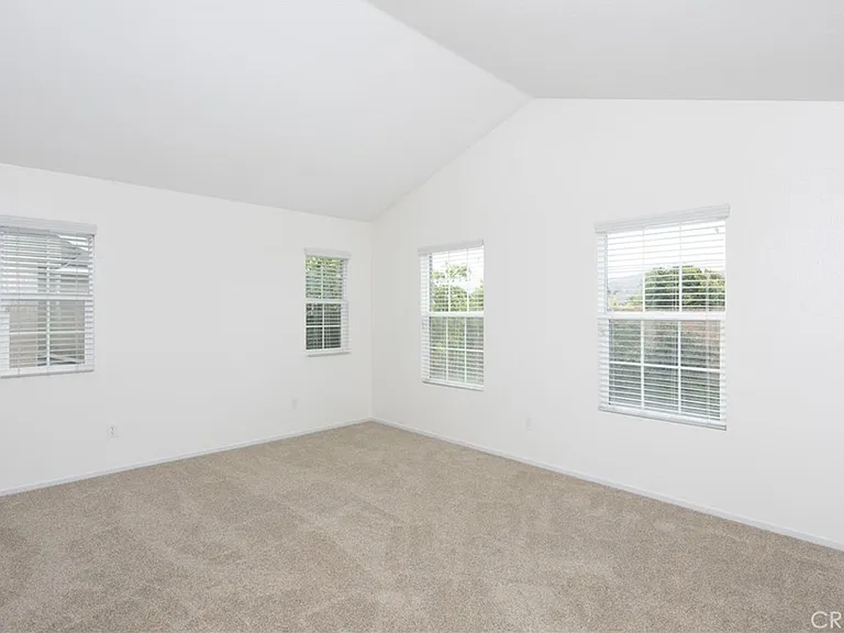1425 Crown Cir — Photo 13