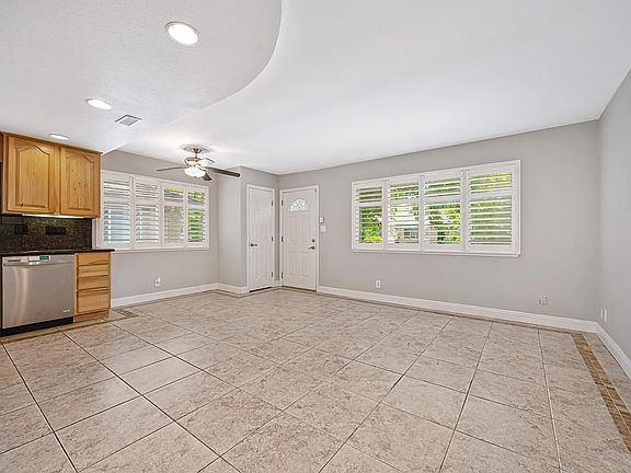 2nd image of 5160 Connecticut Dr APT 4