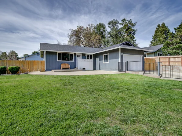 2448 Cana Dr, Shasta Lake, CA 96019