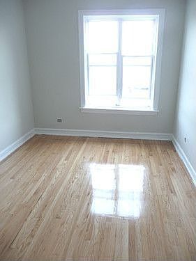 3rd image of 4750 N Whipple St APT 3E