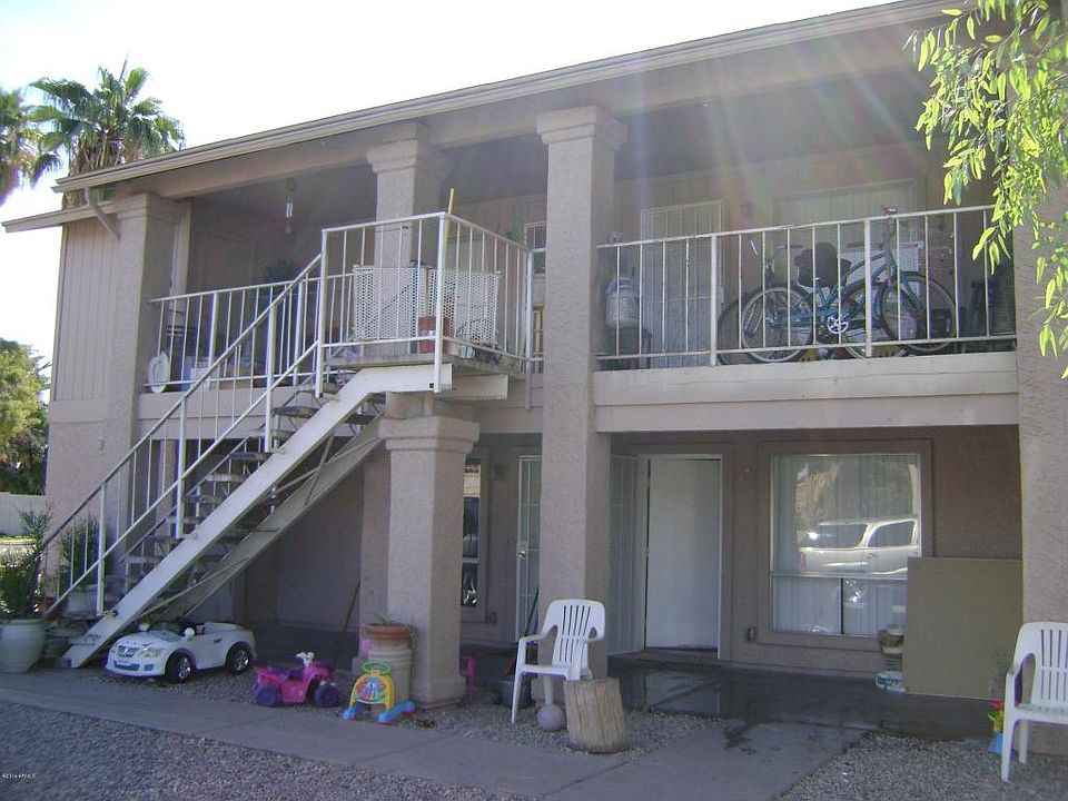 1st image of 317 E Vine Cir