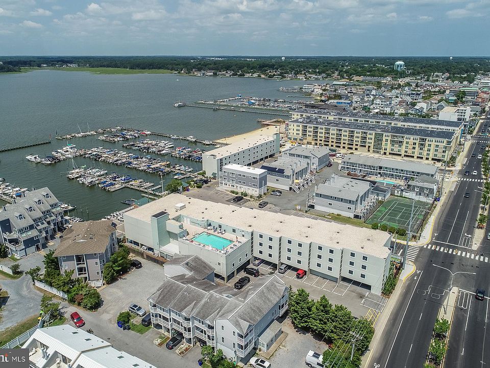 1st image of 100 Collins Ave Unit 301