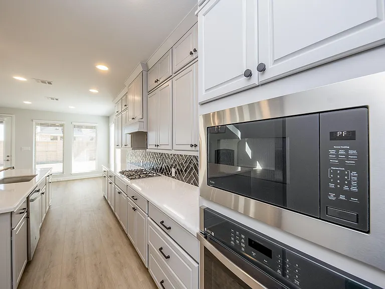 29819 Breezy Pines Loop — Photo 33