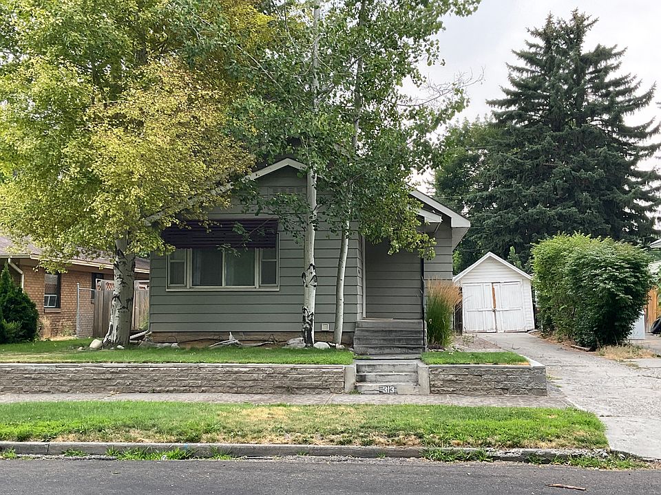 1st image of 313 9th St