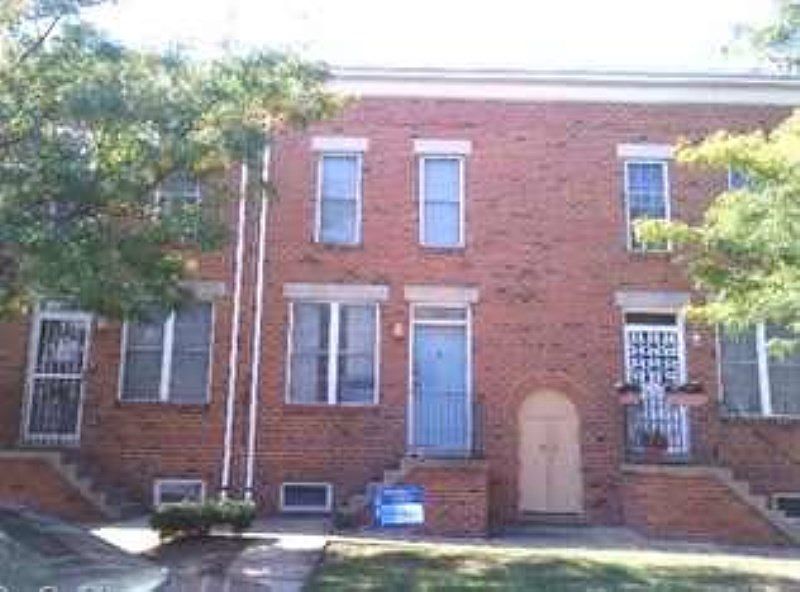 2nd image of 112 Aisquith St