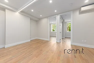 Rented by Rennit Inc.