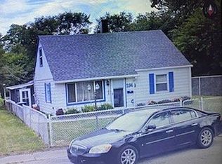 2949 W 10th Ave, Gary, IN 46404