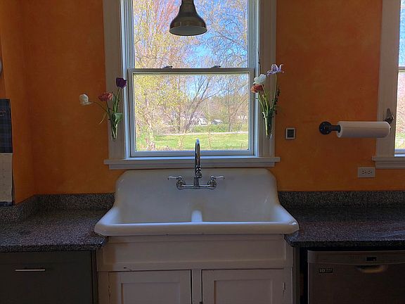 Original 1900 farmhouse sink