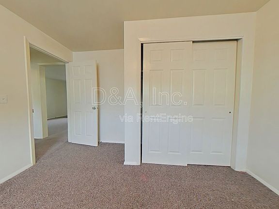 5th image of 960 NW Cleveland Ave APT 3