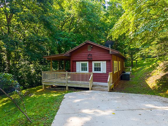 5th image of 315 Cedar Hills Dr