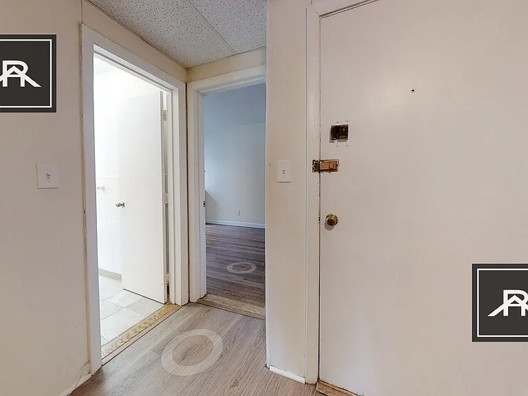 1133 Commonwealth Ave #5 — Photo 15