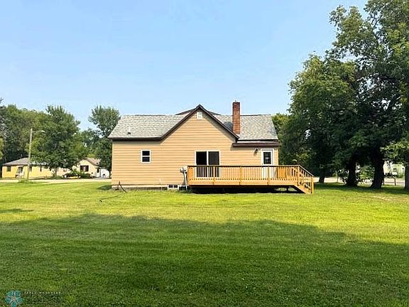 2nd image of 301 W Garfield Ave