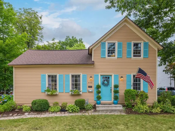 603 Bassett Rd, Bay Village, OH 44140