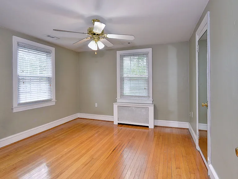 39 Westover Rd — Photo 31