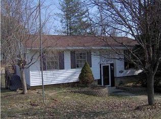 6699 Concord Dr, Newburgh, IN