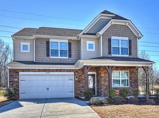 14508 Green Birch Dr, Pineville, NC 28134