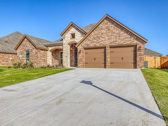 2nd image of 160 Melbourne Dr