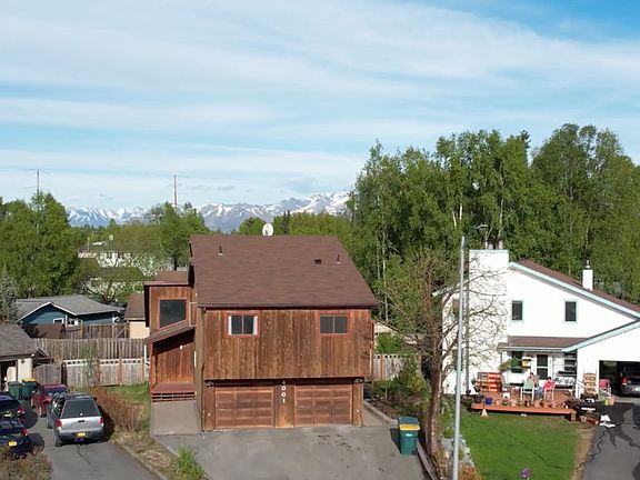 2nd image of 4001 Romanzof Cir #2