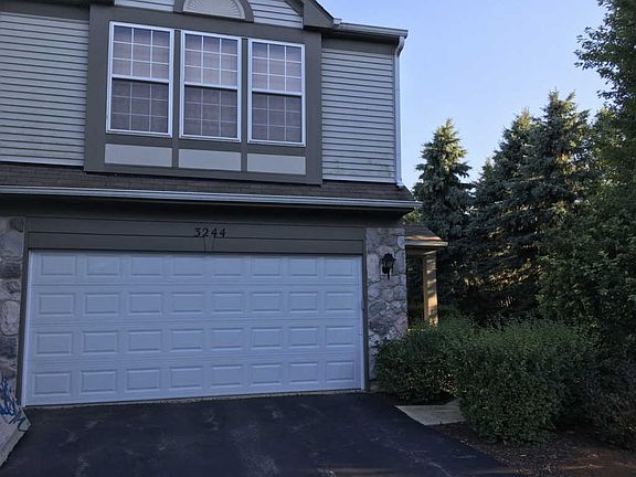 2nd image of 3244 Bromley Ln
