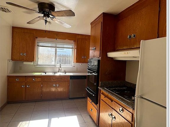 3rd image of 5629 Marin Ave