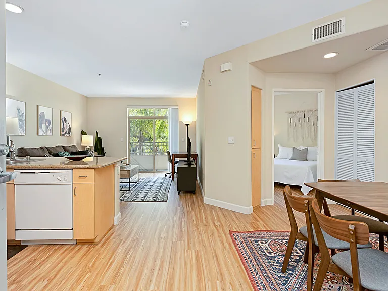 1501 Front St #431 — Photo 2
