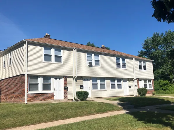 Lafayette Townhomes, 4812 University Ct #5bdfc0b6d, Niagara Falls, NY 14305