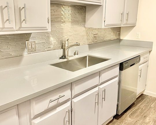 2nd image of 1031 N Harper Ave #1A