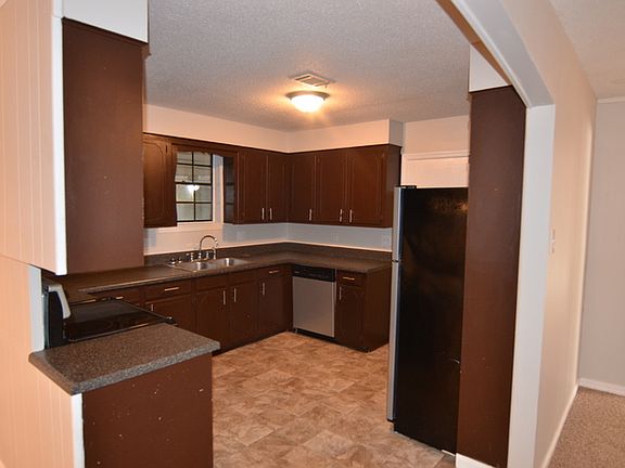 4th image of 3627 Spanish Trace Dr