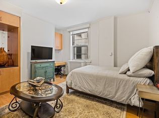 21 Beacon St APT 3D, Boston, MA 02108
