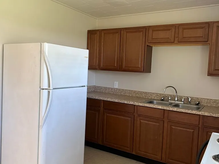 122 Laurel Oak St — Photo 5