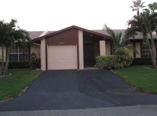 5416 Viburnum St, Delray Beach, FL 33484