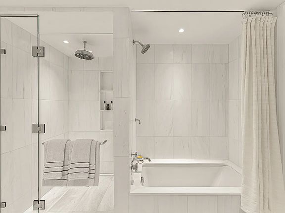 5th image of 250 96th St APT 3B