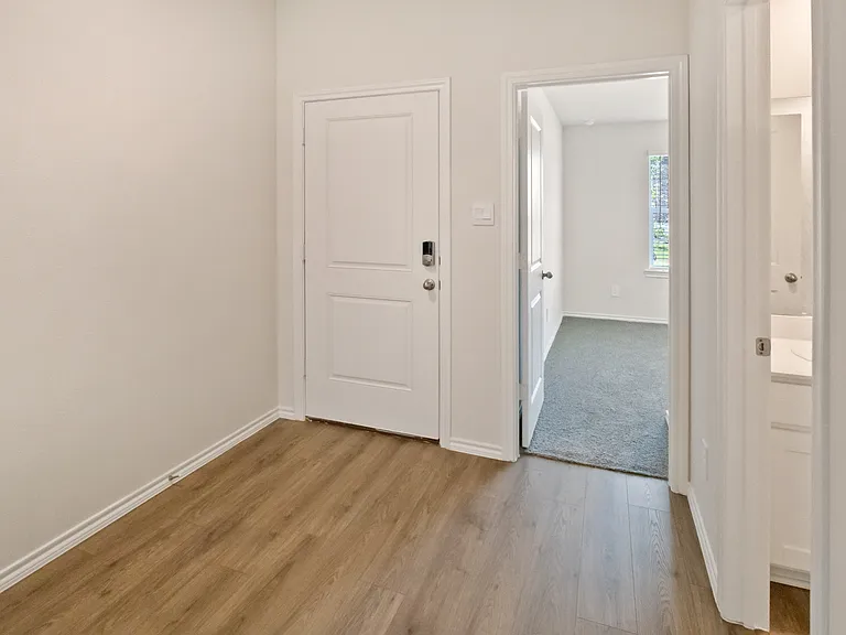 3412 Spur Run — Photo 9
