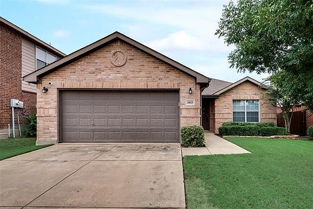 1st image of 2025 Pine Knot Dr