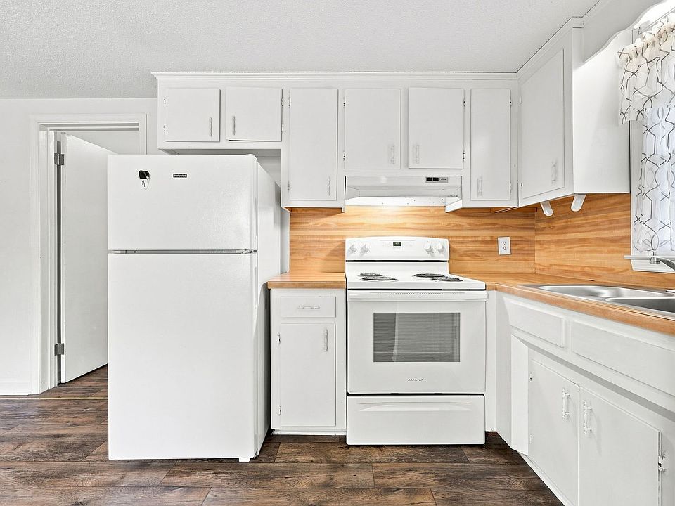 1st image of 55 W Washington St