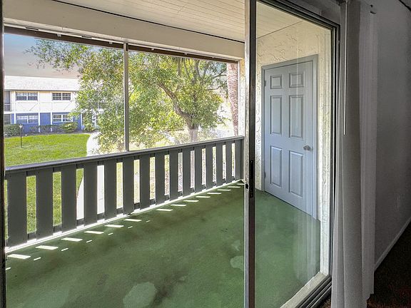 4th image of 4741 Avon Ct #1-1-72