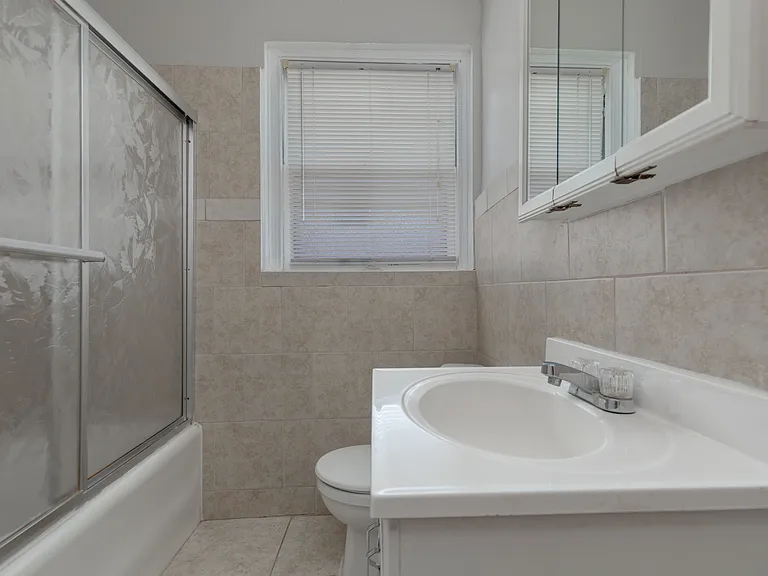 7234 Amherst Ave #2W — Photo 6
