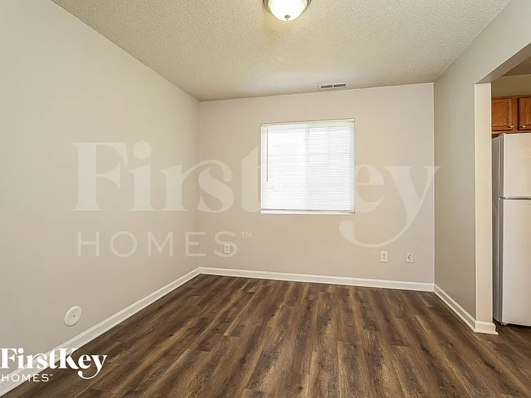2645 Ninfield Dr — Photo 6