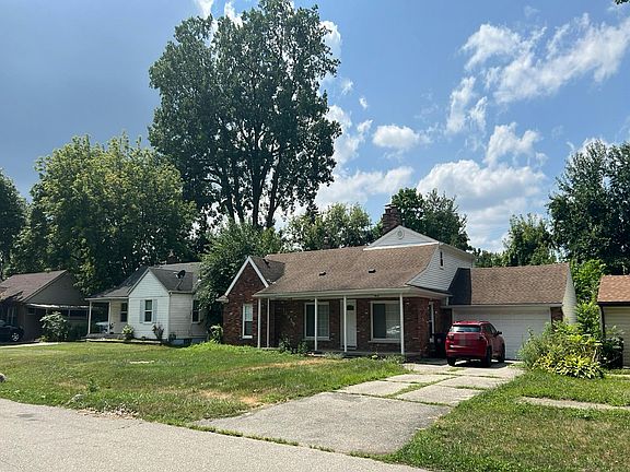 2nd image of 13959 Mercedes Ave