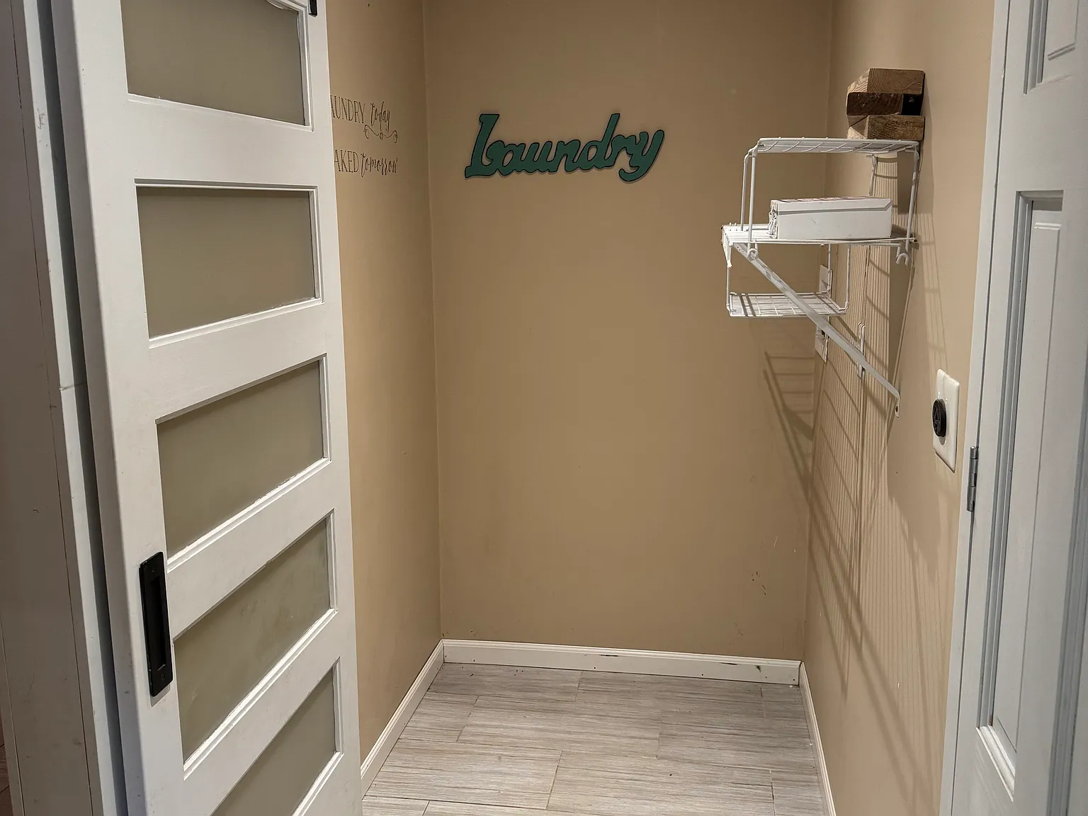 4 bed, 2000 sqft, $695 — Photo 3