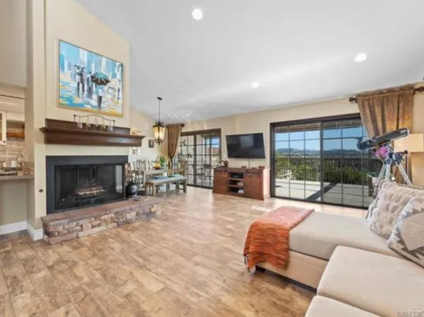 1036 Gorsline Dr, El Cajon, CA 92021