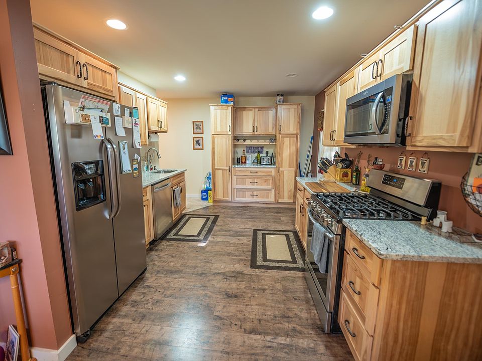 29 Smith Rd, Wilmington, VT 05363 MLS 4934463 Zillow