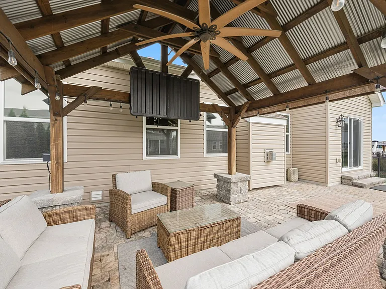 3456 Harbor Crossing Dr — Photo 40