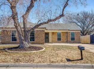7312 Strawberry Way, Fort Worth, TX 76137