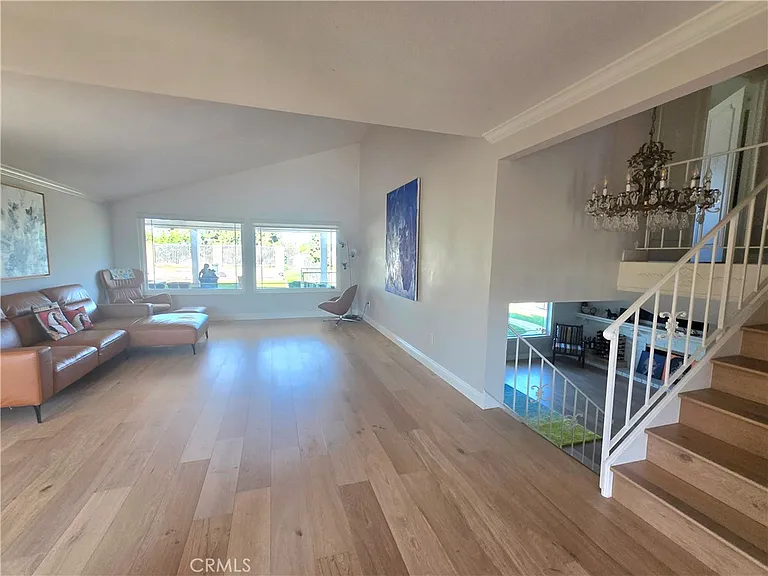 2200 Camino Rey — Photo 9