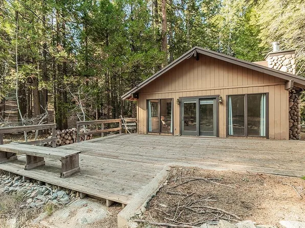 41379 Timber Dr, Shaver Lake, CA 93664