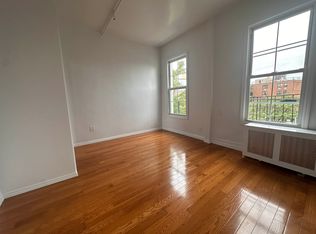 927 Grand St APT 3R, Brooklyn, NY 11211