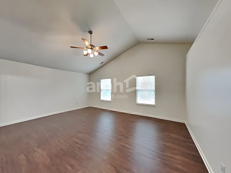 16314 Raptor Ct — Photo 10