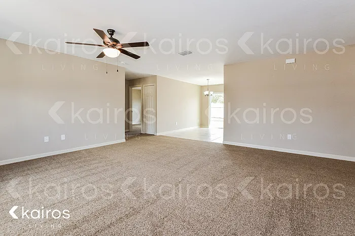 13691 SW 43rd Cir — Photo 4