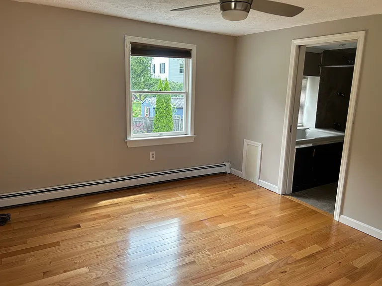 Meadow Rd — Photo 16